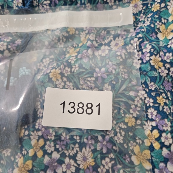 Solitaire Embroidered Top Blouse Women XL Floral Ruffle Cap Sleeve Green Yellow - Picture 9 of 9